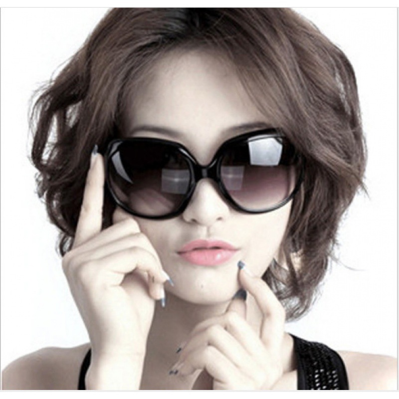 New Large Frame Circular Shape - Designer Sunglasses 评论和价格